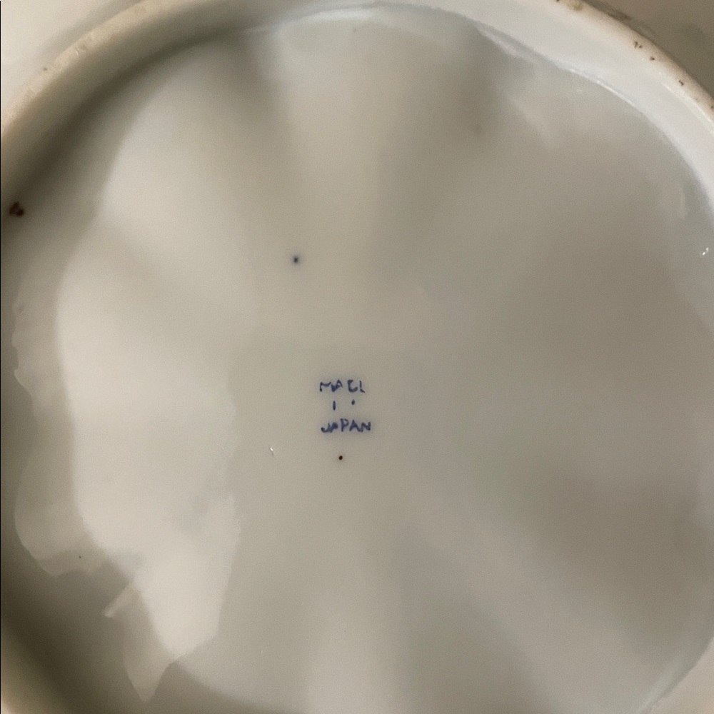Vintage LOTUS FlowerJapanese Ceramic BOWLS(5) - Picture 3 of 12